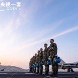 他们是“人民英雄”“时代楷模”张超的战友！就是他们让中国有了更多在航母起飞的“刀尖舞者”!