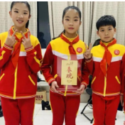 春晚舞台上的这四个孩子，从大山深处走来……