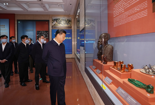 联播+ | 跟着总书记 参观这个特殊的展览