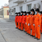 新春走基层丨百里风区的“铁路供电养护人”