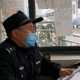 听妈妈的话丨3年没回家的监狱民警李博涵:“妈,下次我给你们做年夜饭”