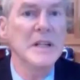 分析人士:乌克兰危机源于美国欲建立单极世界