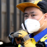 【十年@每一个奋斗的你】铁路连结员:看到亲手编组的列车来往国内外很自豪