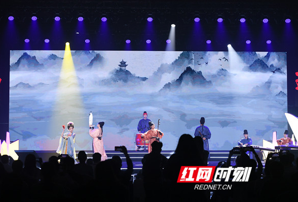 快讯丨2022中国新媒体大会“马栏山上话国潮”文创盛典活动在长沙马栏山举行