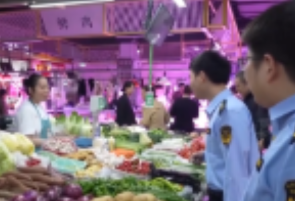 强化全链条监管 食品安全法实施取得积极成效