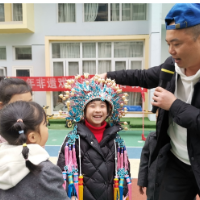 湖南湘乡：非遗戏曲进校园 传统文化润童心