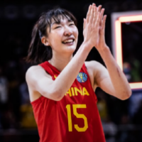 国际篮联撰文称赞韩旭：站得高有天赋并且励志