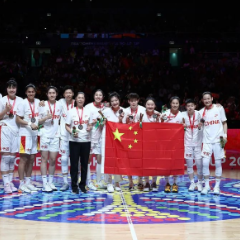 我们为什么热爱中国女篮？人是要有一点精神的