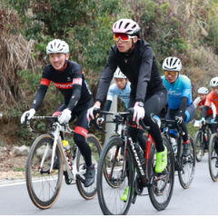 骑山望云海!“大美湘西·云端上的骑行”火热开赛