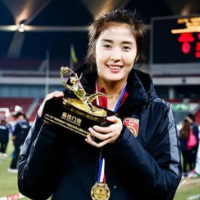 躺着也能健身！上海女足赵丽娜、刘洁茹教你练