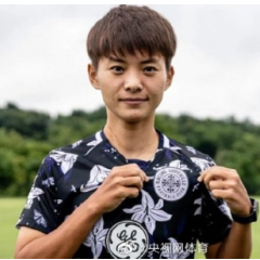 王霜正式签约路易斯维尔竞技，合同期为1年