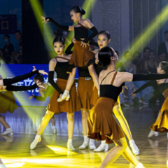 湖南省第二十九届体育舞蹈锦标赛开赛 四千名舞者同场竞技