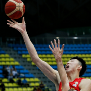 周琦22分！中国男篮80-67巴林，结束今夏全部国际比赛