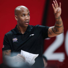 北控官宣：马布里因个人事务离队 张劲松任代理主帅