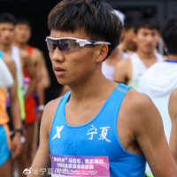 从最强陪练到中国最快！何杰：咱们中国马拉松不差