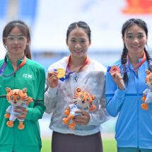 黄瑰芬全国田径冠军赛200米夺冠