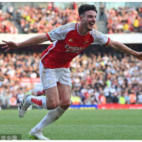 英超：阿森纳3-1逆转曼联 赖斯发挥出色