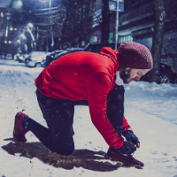 肌肉拉伤不要热敷!冬季该如何应对运动损伤