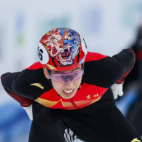 “十四冬”全天综合:短道速滑收官 雪上项目产生四金