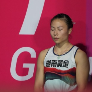 邓丽娟摘金圆梦大湾区 与湖南定下四年之约