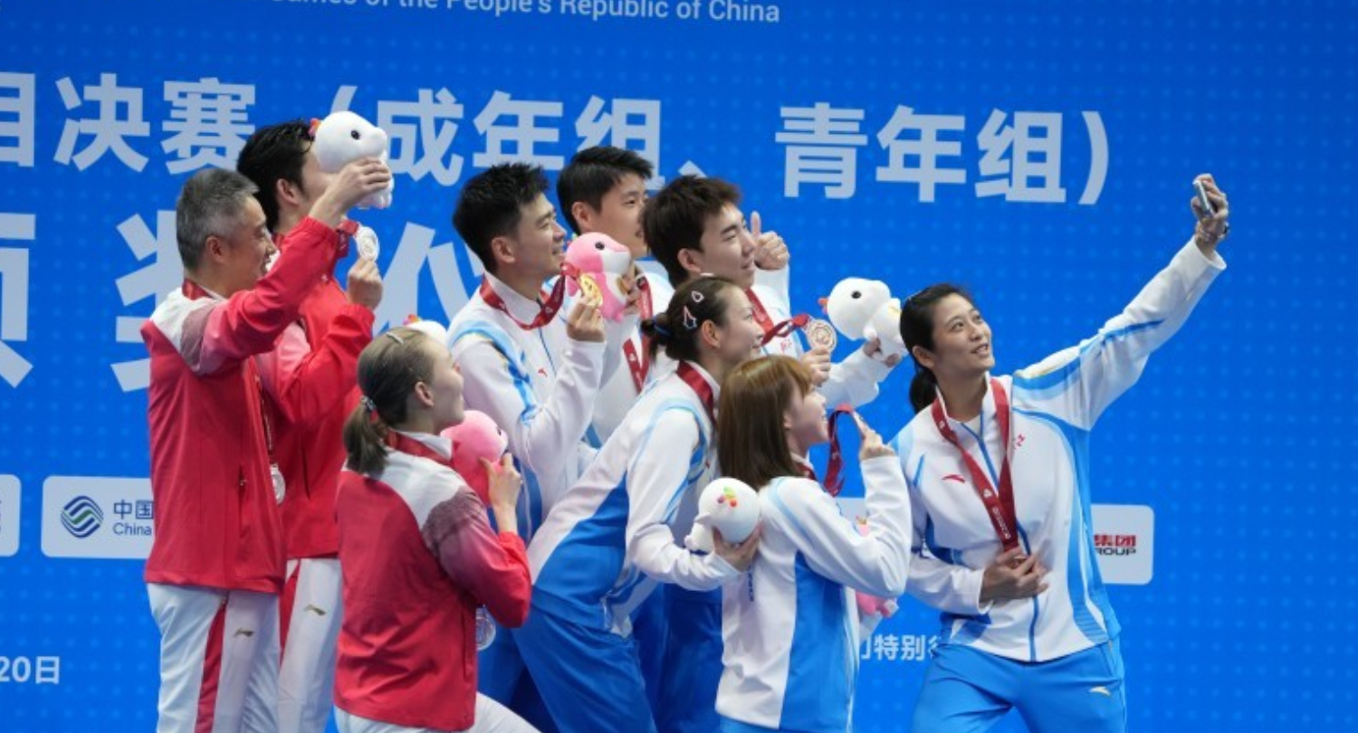 快门湘见 | 全运会羽毛球混双决赛 周志宏/魏雅欣摘银
