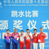 瞬间｜全运会跳水女子个人全能决赛：屈芷欣获铜牌