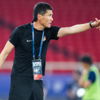 中国足协官宣:聘用邵佳一为国足新主帅