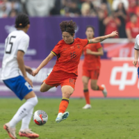 永川女足赛：中国队5比0大胜乌兹别克斯坦队
