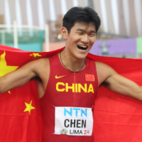 书写110米栏亚洲青年纪录，19岁的上海小将陈圆将是谁？