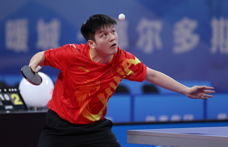 （体育）（1）乒乓球——全国锦标赛：上海地产集团队晋级男子团体决赛XxjpseC007261_20241018_PEPFN0A001.JPG