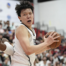 提前收工！杨瀚森结束NBA夏联，回国备战亚洲杯