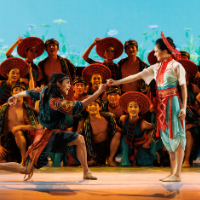 60秒视频速览!怀化文旅演艺《拥你入怀》首演成功