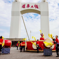 国庆“趣”哪儿丨太“夯”了！去矮寨看震撼百人鼓舞