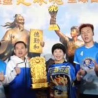 视频｜雕塑家黄剑向湖南永州捐赠雕塑作品《足球魂》