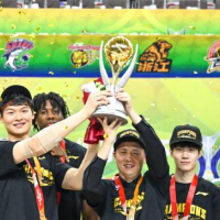 上海队卫冕CBA俱乐部杯冠军