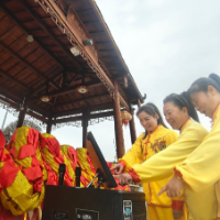 乡村舞龙队：舞出家乡春节的热闹