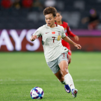 中国女足队员王霜：首胜不容易 会认真总结