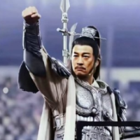 何润东披项羽铠甲亮相“苏超” 赛事赋能文旅消费提质扩容