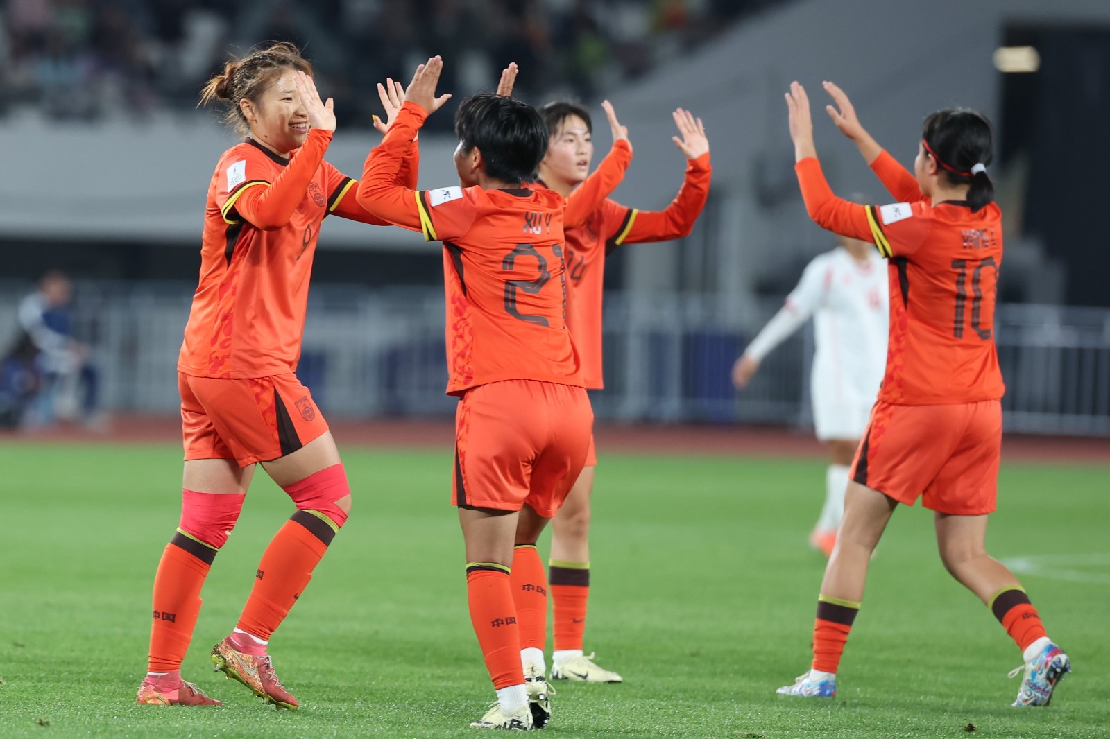 （体育）（1）足球——U17女足亚洲杯小组赛：中国队胜缅甸队++XxjpseC000367_20260501_PEPFN0A001.JPG