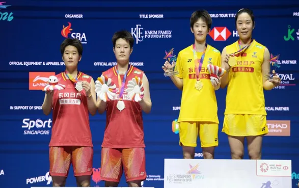 贾一凡/张殊贤获新加坡羽毛球公开赛女双冠军