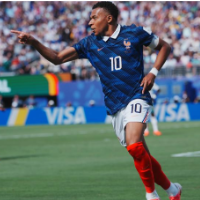 世界杯：姆巴佩独中两元 法国队3比1击败塞内加尔队