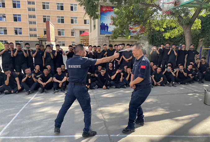 合作交流 湘警职院为甘肃新警开展“警察狱内执法遇抗控制”教学专题讲座