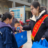 中方县司法局中方司法所：法治青春行，大学生寒假送法润乡土