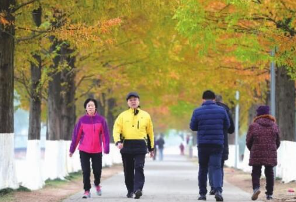 最低2℃“冻”真格 秋裤赶紧翻出来