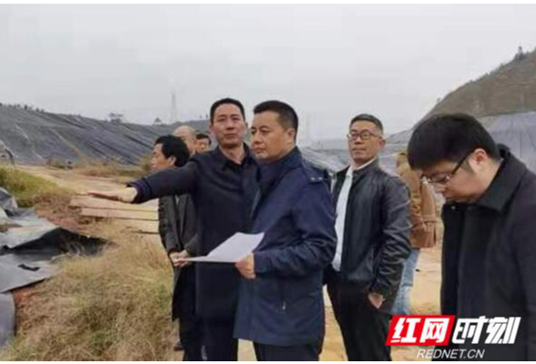 抗疫群英谱｜陈华：为一线环卫工人保驾护航
