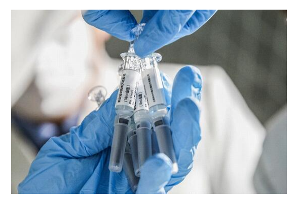 紧急提醒！关于新冠疫苗的12个谣言，别传别信！第一个就很离谱......