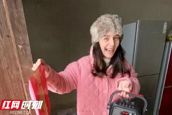 视频｜洋媳妇和中国婆婆的湖南田园生活，甜到了国外 