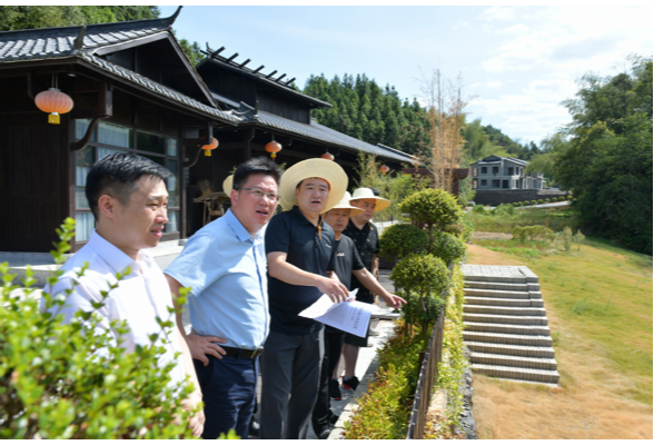 常德桃花源旅游管理区：高扬调研重点工作并慰问一线工作人员