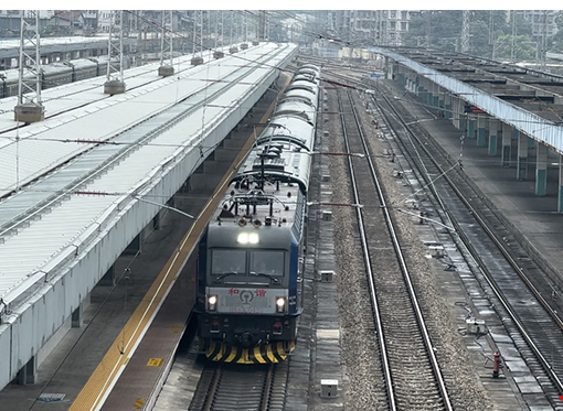 湖南境内慢火车全部实现“空调化”，最后一趟非空调慢火车今起改为空调车