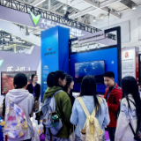 科技赋能科学教育 红网VR大视界亮相2025中国新媒体大会